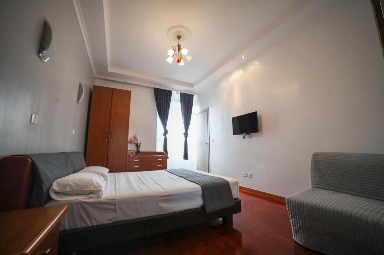 Kaydee Guesthouse Rome Bagian luar foto