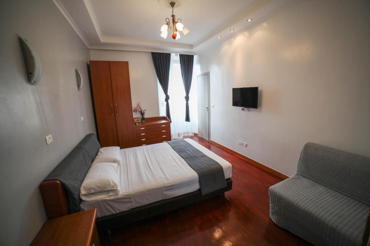 Kaydee Guesthouse Rome Bagian luar foto