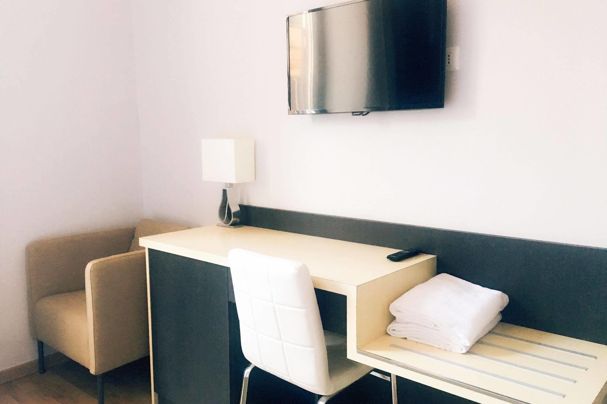 Kaydee Guesthouse Rome Bagian luar foto
