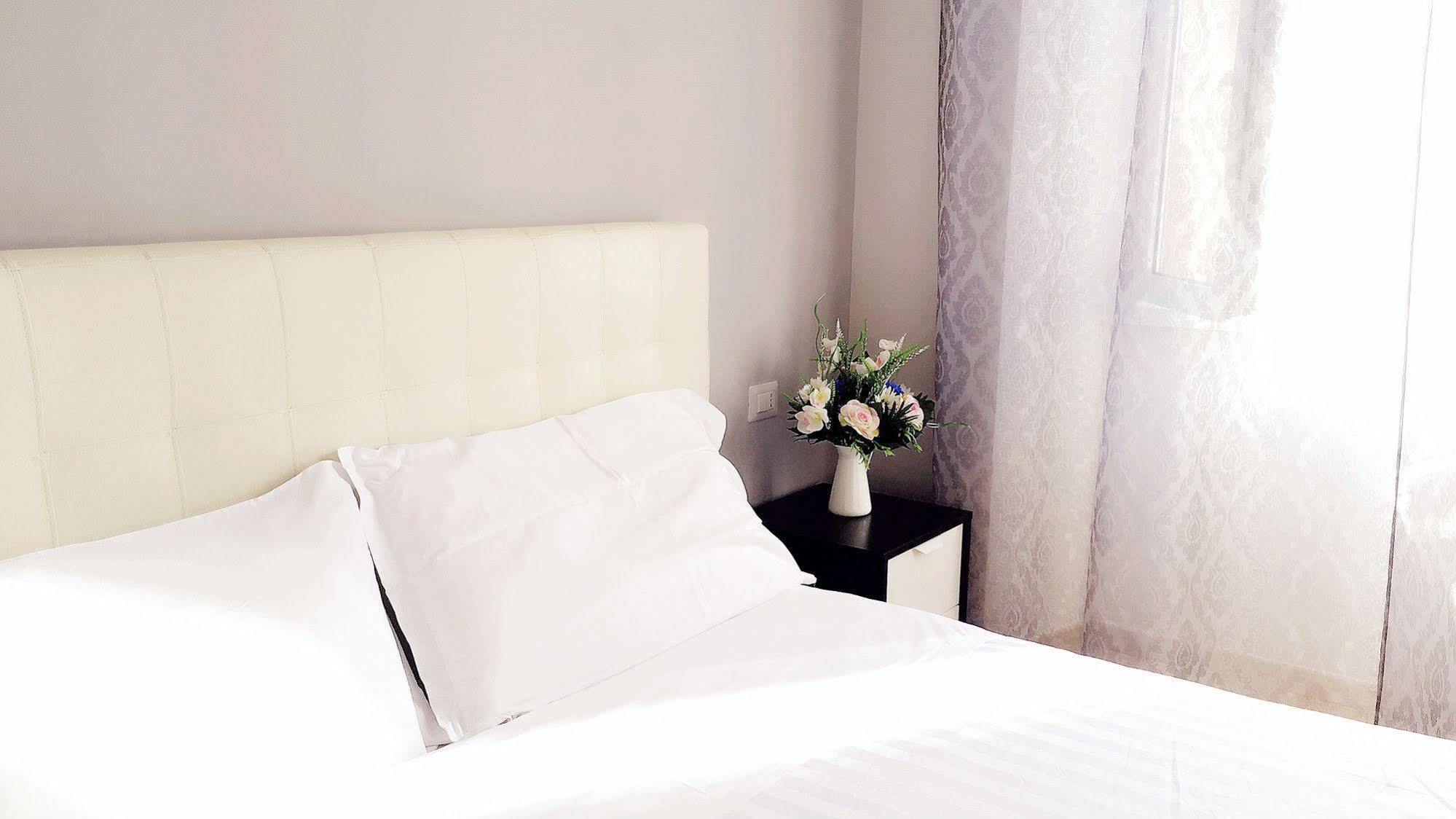 Kaydee Guesthouse Rome Bagian luar foto